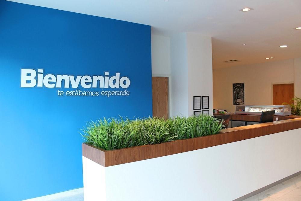 One Puebla Serdan Exterior photo